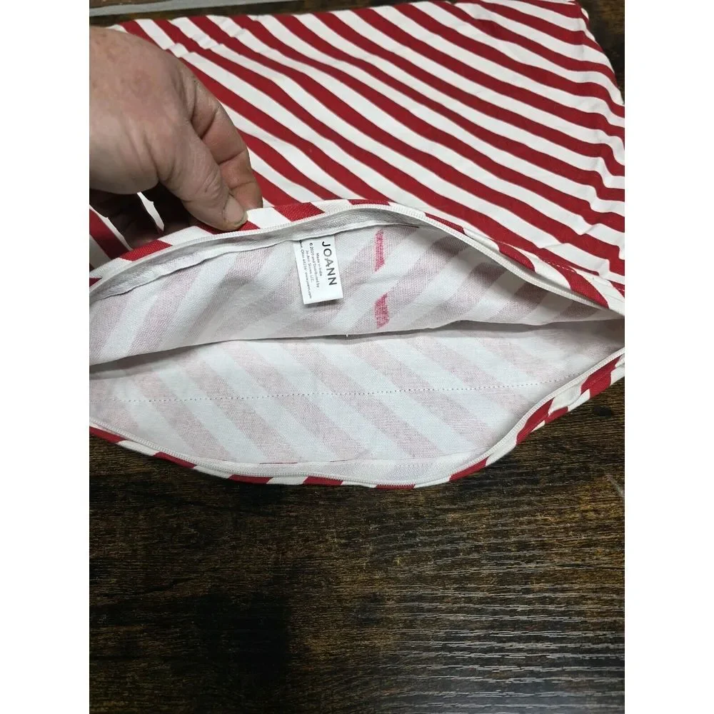 Green Red Stripe 'Merry Christmas' 18